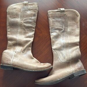 Frye Women's Paige US6,5BDistressed Leather Taupe Tall Equestrian Riding Boots